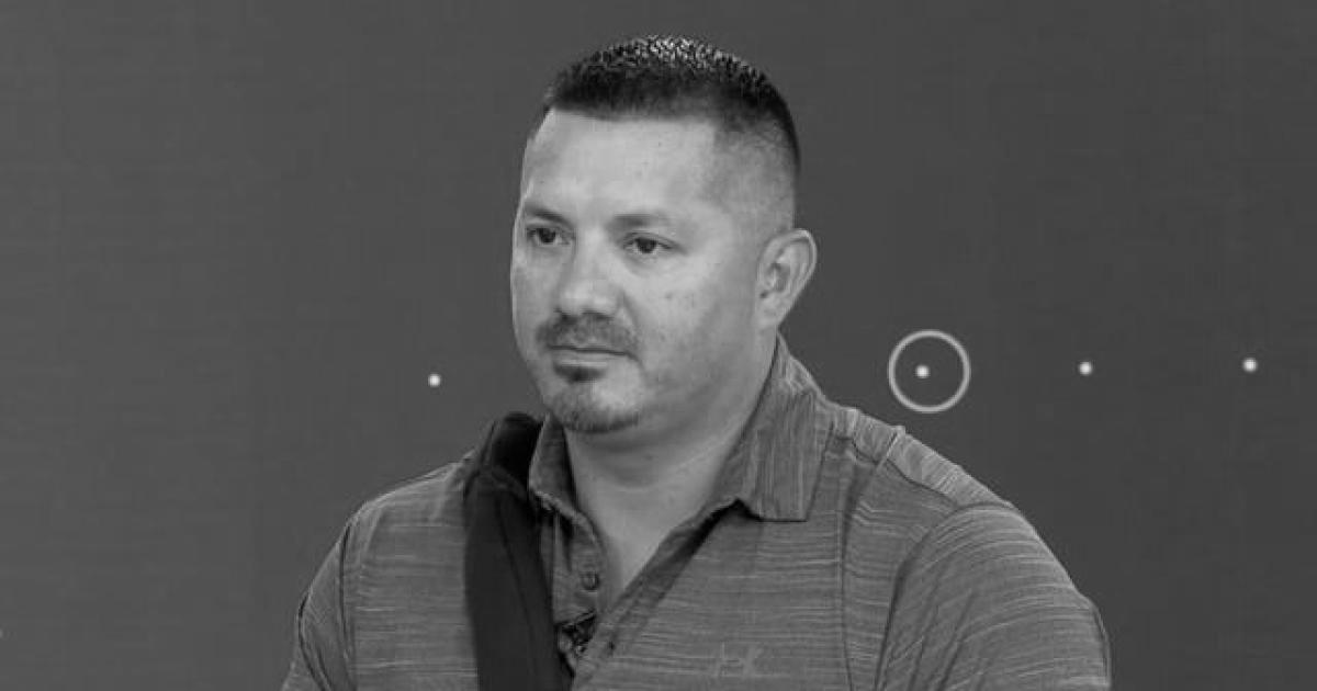 Throughout the Uvalde shooting, an off-duty federal agent’s wife texted him for help. “I asked my barber if he had a gun,” he stated.